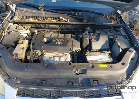 2010 Toyota Rav4 Limited z USA, uszkodzony, nr VIN JTMDF4DV5AD026360